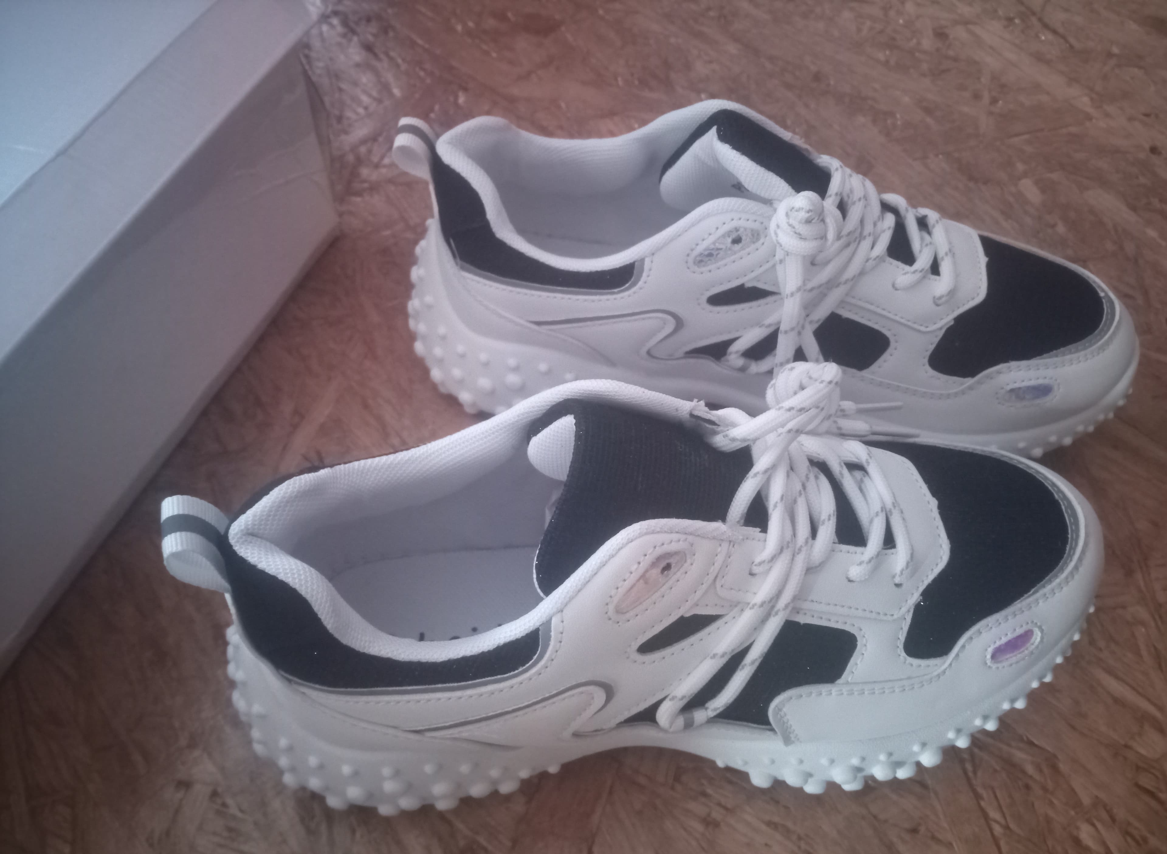 Buty damskie biało - czarne obuwie sportowe sneakersy r.39